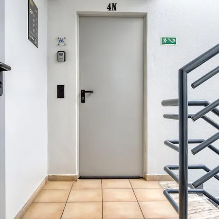 Beco Santa Emilia 4n, A In Madeira * فونشال