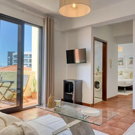 Apartment Beco Santa Emilia 4n, A In Madeira *