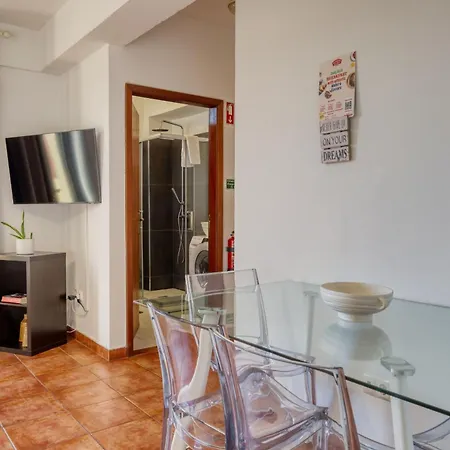 Apartment Beco Santa Emilia 4n, A In Madeira *
